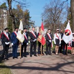 Grupa pocztów sztandarowych.jpg
