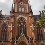 Zdjęcie fasady kościoła.jpg