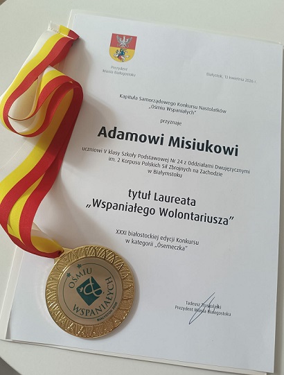Dyplom z medalem.jpg