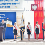 Poczty sztandarowe prezentują się.